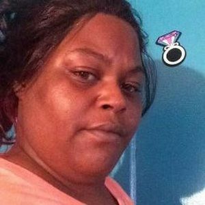 Meet your Posher, Khalia